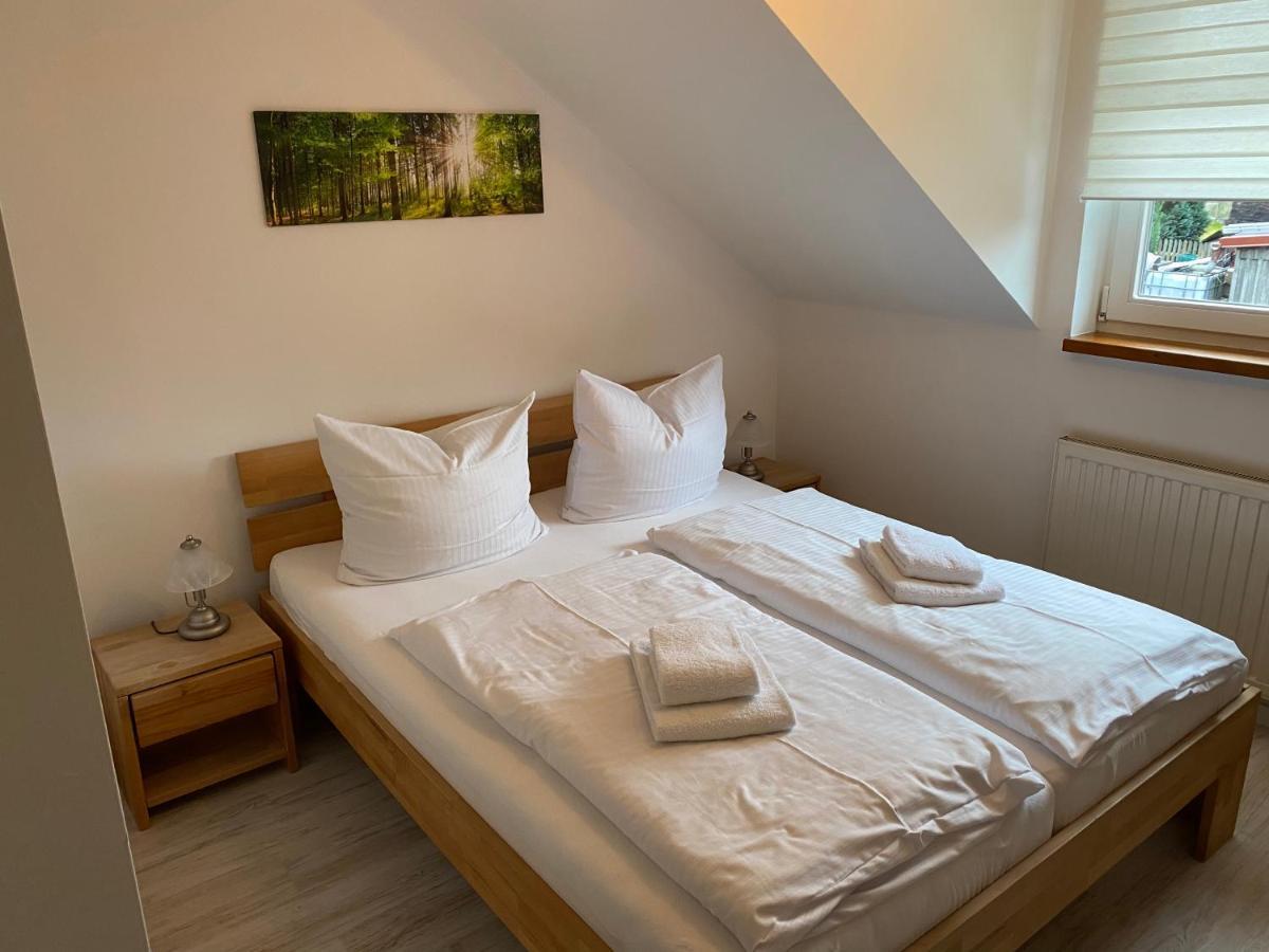 Hotel Garni Und Gaststaette Zum Holzfaeller Schierke Buitenkant foto