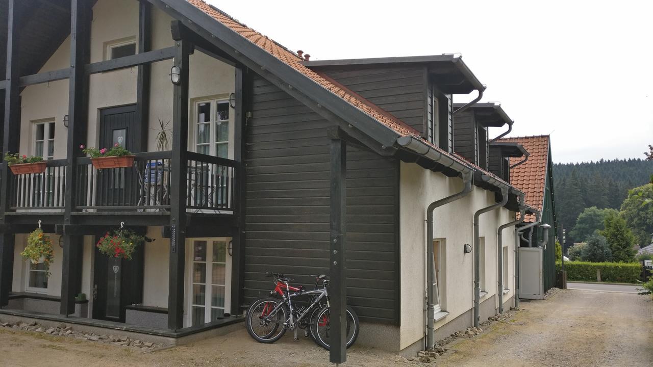 Hotel Garni Und Gaststaette Zum Holzfaeller Schierke Buitenkant foto
