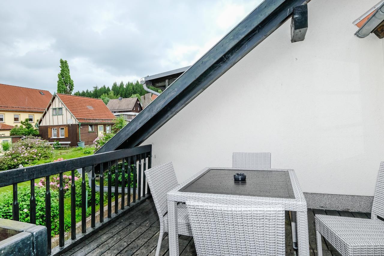 Hotel Garni Und Gaststaette Zum Holzfaeller Schierke Buitenkant foto