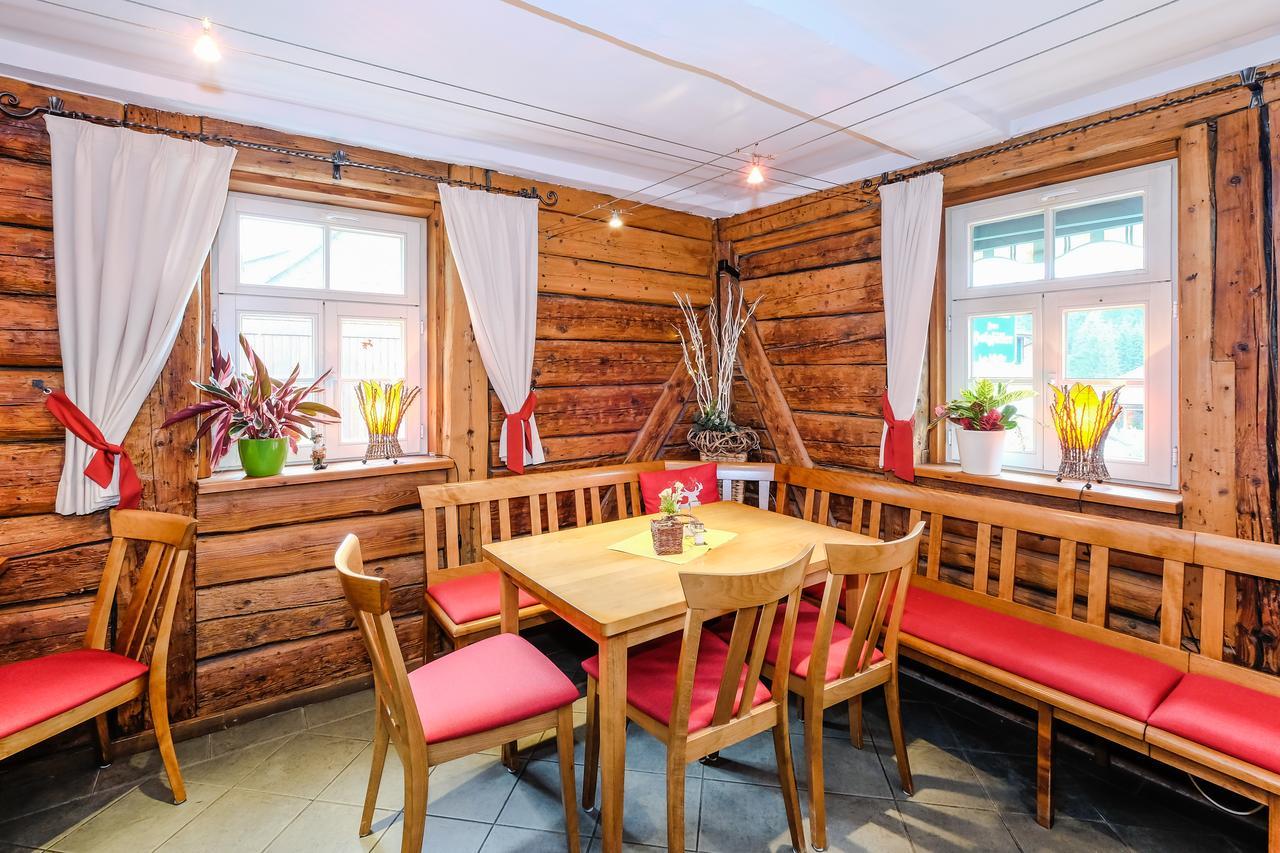 Hotel Garni Und Gaststaette Zum Holzfaeller Schierke Buitenkant foto